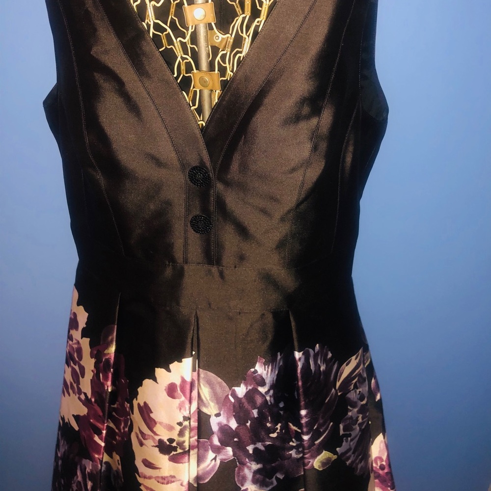 Beautiful Kay Unger cocktail dress